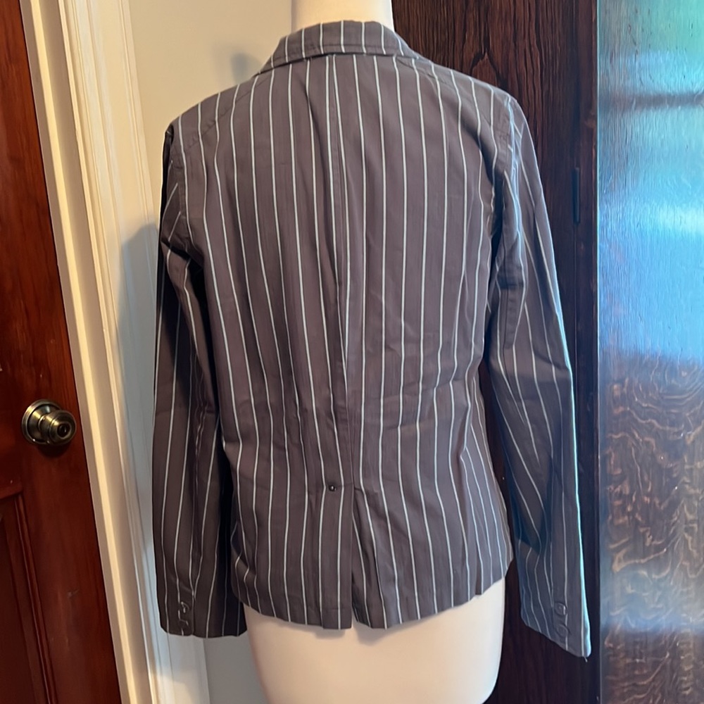 Lightweight jacket - Picture 4 of 6